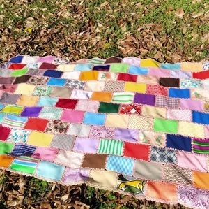 Vtg Psychedelic Coverlet/Summer Quilt